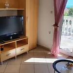 شقة Nevenka كرك
